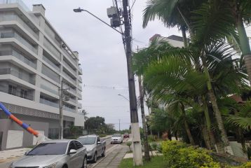 Excelente Cobertura com vista para o mar em Caiobá.